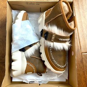 UGG, Ankle Fluff Punk Boot, 7
